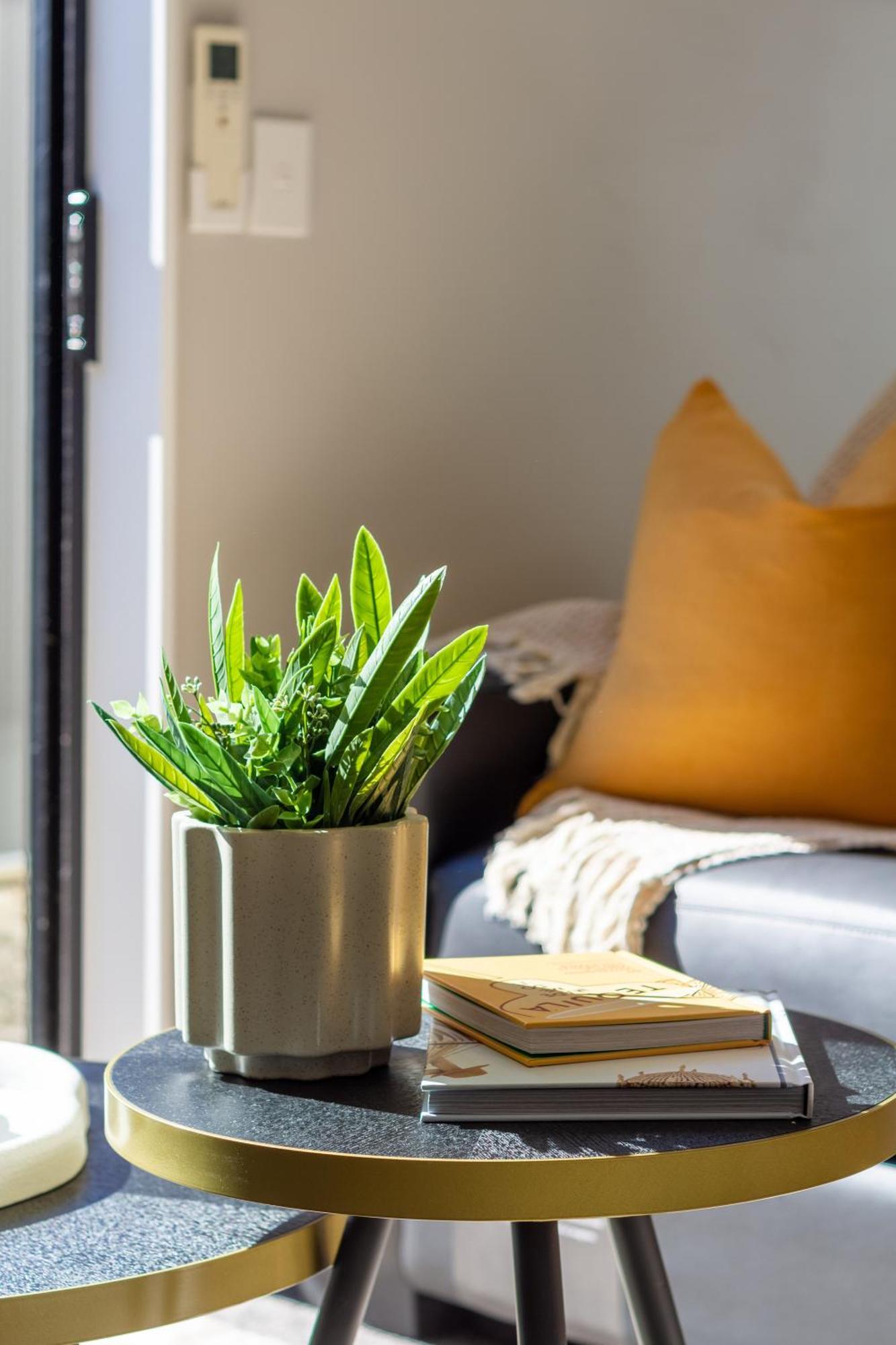 Luxury Without Limits In Cbd Christchurch Eksteriør bilde